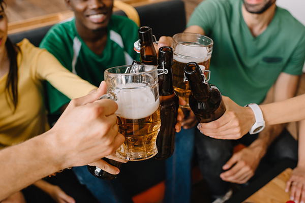 Friends Enjoying Hefeweizen Recipe